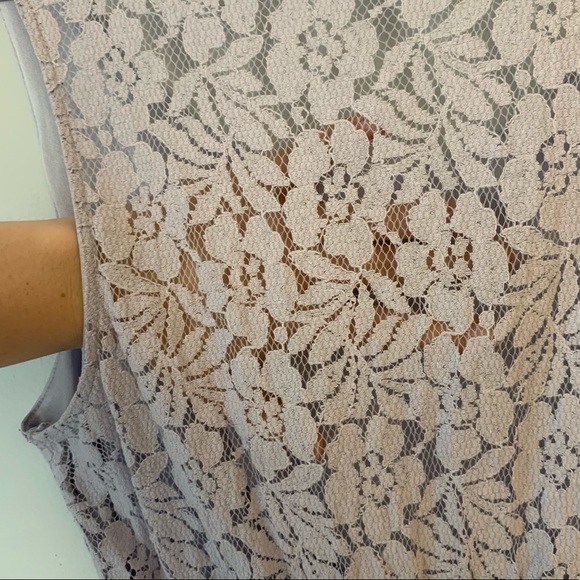 Lilac Lace Dress - Picture 4 of 4